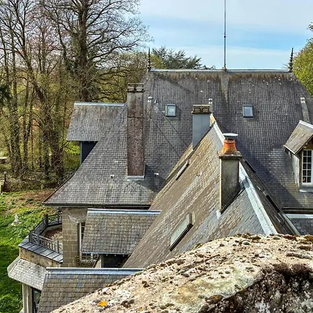 Semesterbostad Le Chateau *