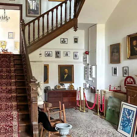 Semesterbostad Le Chateau Sainte-Genevieve-en-Bray