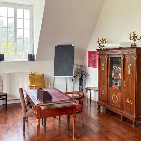 Le Chateau Semesterbostad *