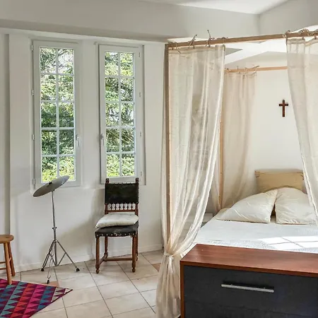 Le Chateau Semesterbostad